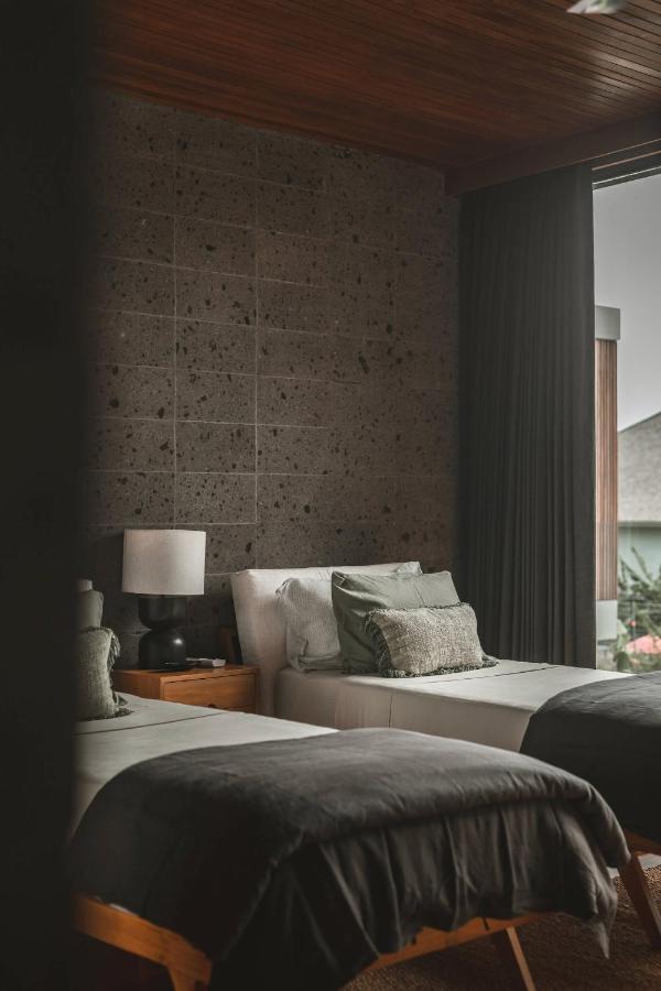 The Riverhouse Canggu Esterno foto